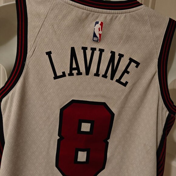 Chicago Bulls 2022/23 City Edition Zach Lavine Nike Swingman Jersey NBA Size 48 - Picture 12 of 15
